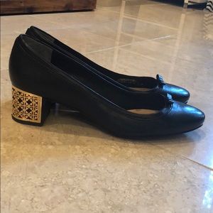 Tory Burch Black pumps